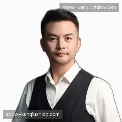 邓亮